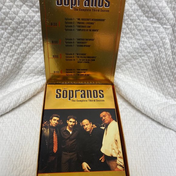The SAPRANOS The Complete Third Season - Picture 6 of 7